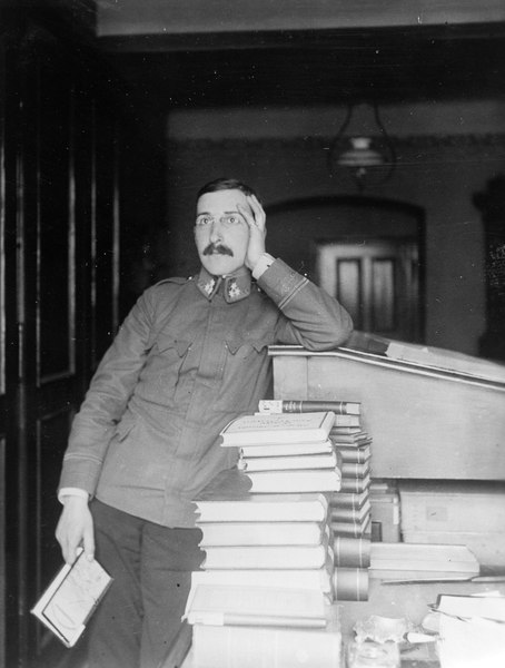 STEFAN ZWEIG